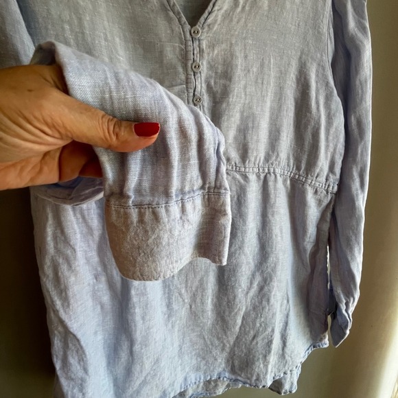Sigrid Olsen Women's Tunic Top Long Sleeve V-Neck Button Front Light Blue
Linen - Picture 8 of 11